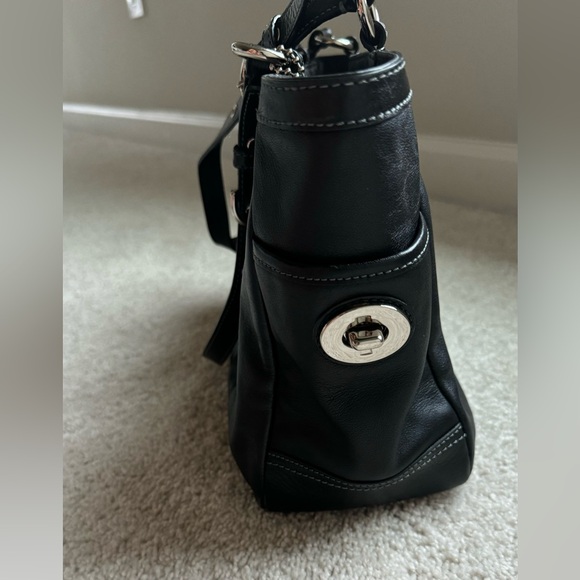 Coach Black Leather East West Gallery Tote - Picture 7 of 8